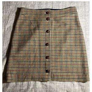 Talbots Wool Blend Plaid Skirt Womens Size 8P Lined Button Detail Classic